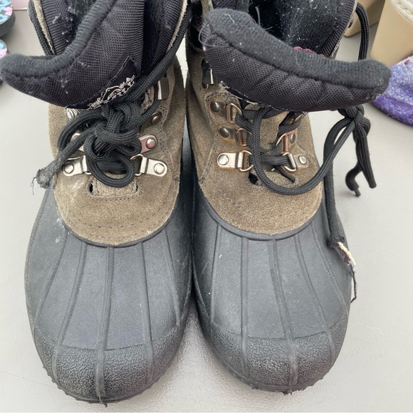 Old Mill Shoes - Old Mill Green Winter Boots Size 9